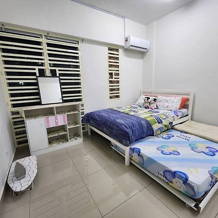 Cozy Familee Homestay Simpang Ampat  Esterno foto