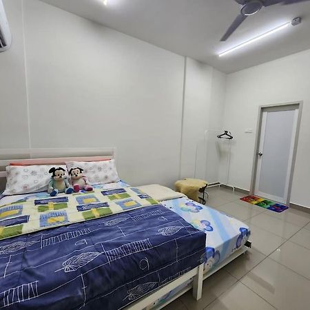 Cozy Familee Homestay Simpang Ampat  Esterno foto